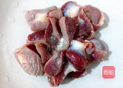 炒鸡胗的做法图解1
