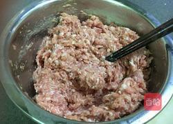 猪肉香菇饺子的做法图解4