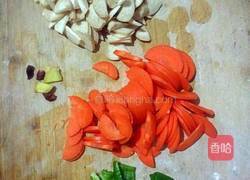 杏鲍菇炒胡萝卜的做法图解1