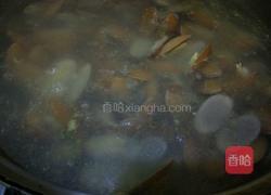 凉拌蚬子肉的做法图解2