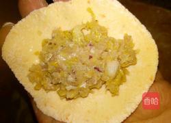 猪肉酸菜饺子的做法图解8