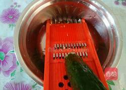 黄瓜猪肉木耳水饺的做法图解4
