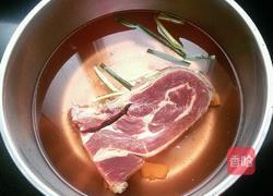 牛肉芹菜饺子的做法图解1
