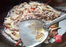 平菇炒肉的做法图解12
