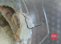 猪肉虾仁水饺的做法图解2