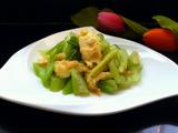 芹菜炒鸡蛋