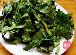 菠菜汤的做法图解1