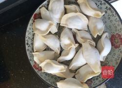 煮水饺的做法图解1