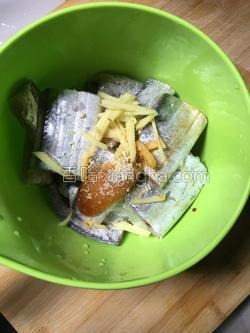 2018葱焗带鱼的家常做法