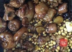 黄豆焖猪尾巴排骨的做法图解7