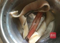 黄瓜拌猪皮的做法图解3