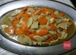 杏鲍菇炒红萝卜的做法图解11