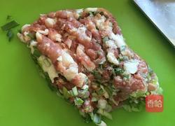 猪肉茄子包子的做法图解4