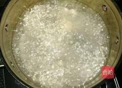 椰奶西米露的做法图解2