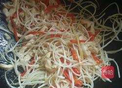 绿豆芽炒鸡肉的做法图解9