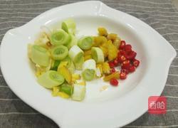 金针菇汆肥牛的做法图解2