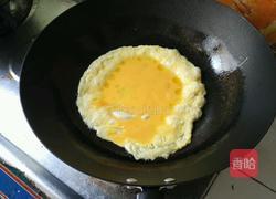 海鲜菇炒鸡蛋的做法图解5