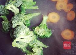 香煎西冷牛排的做法图解2