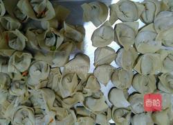 木耳冬菇虾仁猪肉饺的做法图解4