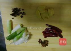 萝卜炖牛肉的做法图解1