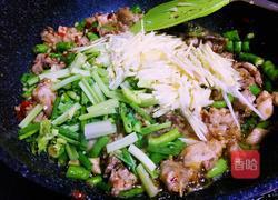 川味仔姜鲜椒兔肉的做法图解10