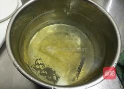 法式覆盆子慕斯蛋糕的做法图解1