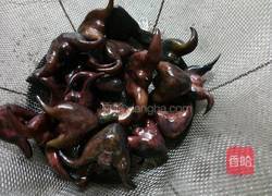 盐水菱角的做法图解2
