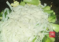 炒河粉的做法图解3