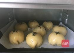 肉松豆沙蛋黄酥的做法图解21