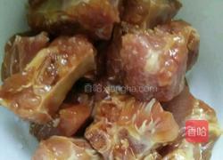 蒜香排骨的做法图解1
