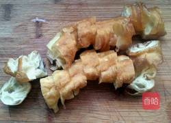 西红柿烩油条的做法图解1
