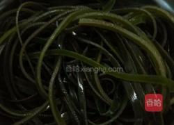 凉调海带丝的做法图解1