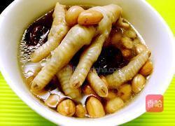 红枣花生鸡脚汤的做法图解4