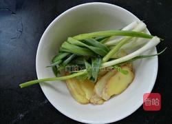 排骨汤的做法图解4