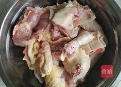蘑芋啤酒鸭的做法图解1