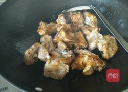 四季豆烧排骨的做法图解3