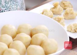蛋黄莲蓉月饼的做法图解12