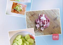 黄瓜炒肉的做法图解1