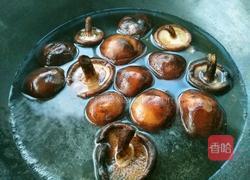 红烧鸡肉土豆的做法图解6