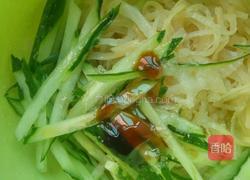 黄瓜拌海蜇皮的做法图解5
