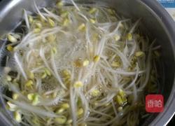 黄豆芽拌粉丝的做法图解2