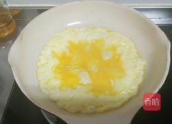 香菜炒鸡蛋的做法图解3