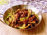 茶树菇干锅鸡