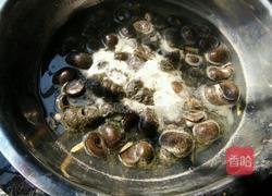 香辣大田螺的做法图解1