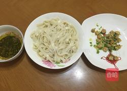 蛤蜊葱油拌面的做法图解7