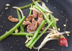 白贝炒面的做法图解3