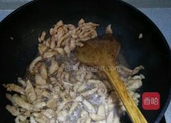 酸豆角炒鸡丝的做法图解5