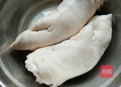 花生猪手煲的做法图解1