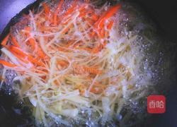 凉拌土豆丝的做法图解1