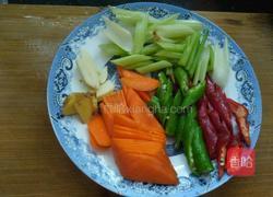 红烧腊肉的做法图解3